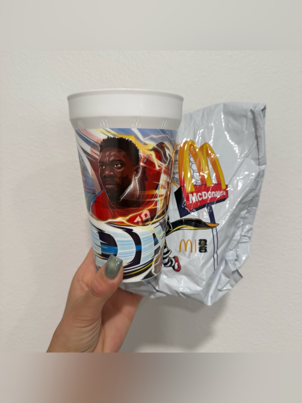 NEW 2026 McDonald’s FIFA Alphonso Davies Soccer Futbol Collectibles Cup